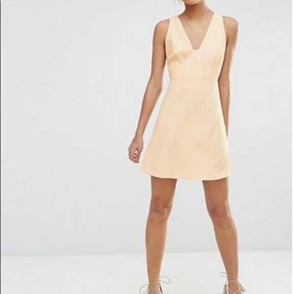 BCBG A-Line whisper pink dress new w/tag - Picture 3 of 6